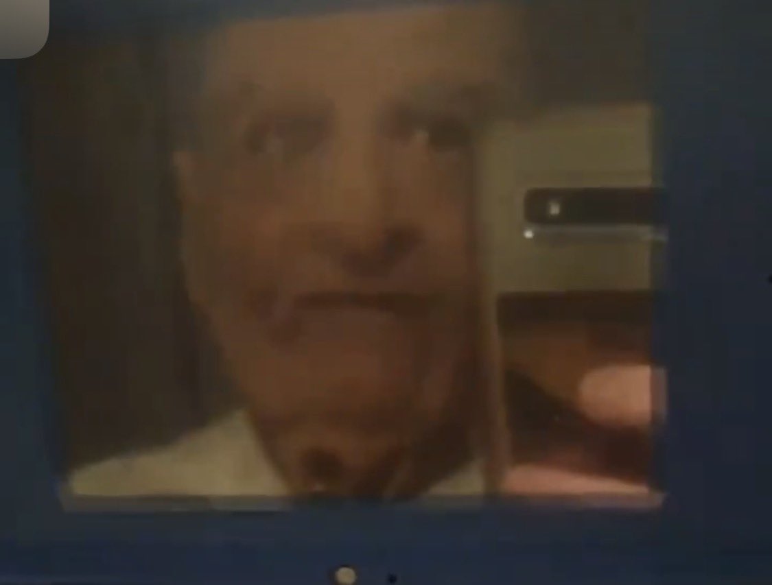 👑𝕭𝖗𝖆𝖓𝖉𝖔𝖓👑 🎂 𝟓/𝟐𝟖🎂 tweet media