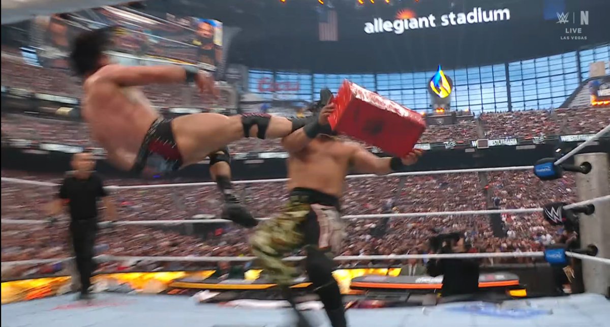 SKWrestling_'s tweet photo. FATU KICKS OUT OF THE CLAYMORE!
#WrestleMania #WrestleMania42 #ManiaWithSK https://t.co/3ycRfSTtM7