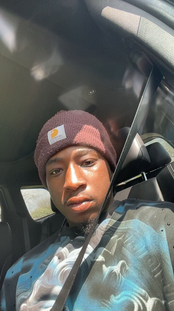 RmfRooster357's tweet image. Kountry boy 🦅 #viral #fyp in Khixago pop out 🦅 #chicago