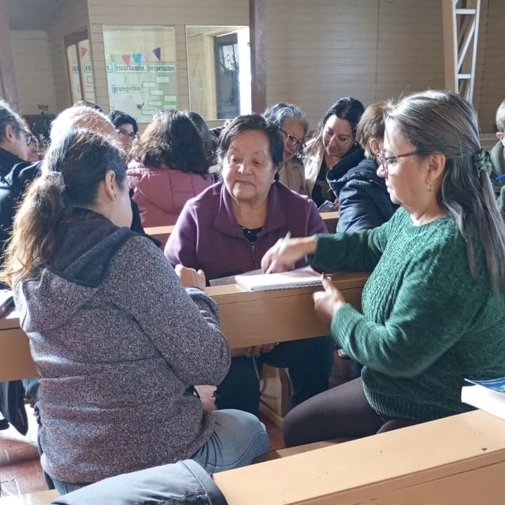 Se realizó en la Parroquia San Pablo de #ValdiviaCL el primer curso de formación (Liturgia-Catequesis-Biblia), con participación de agentes pastorales de distintas comunidades.

El taller fue impartido por p. Carlos Martínez, promoviendo aprendizaje y fortalecimiento comunitario.