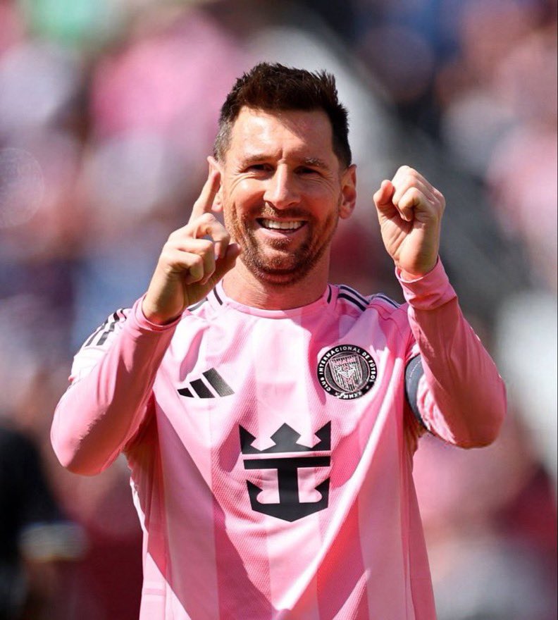 الأسطورة ليونيل ميسي
62 مساهمة آخر 39 مباراة 😱❤️