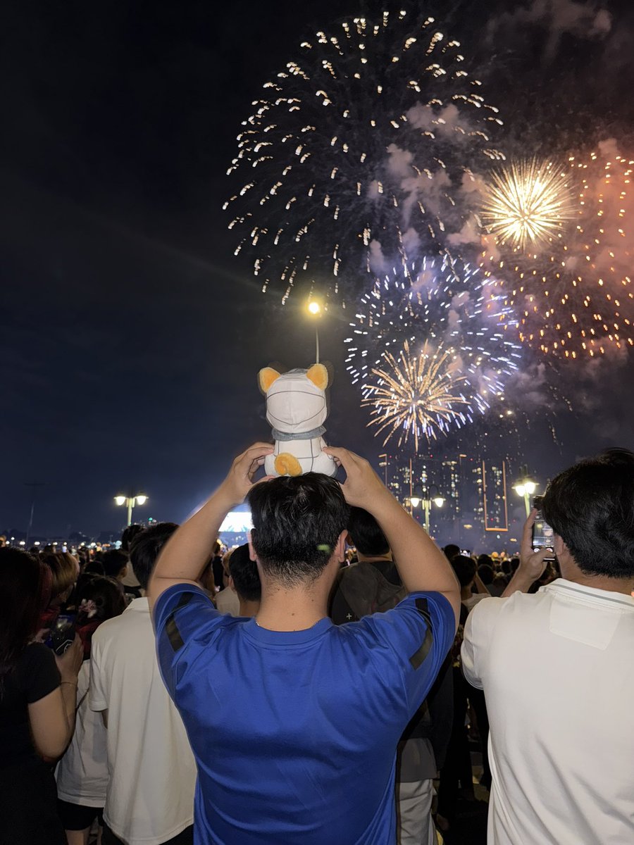 Basilla - FeeBack.org tweet media