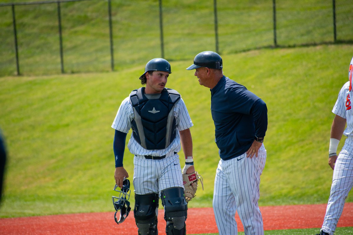 CN_Eagles's tweet photo. Nothing but love from head coach @catchblockthrow who celebrated 13 seniors the right way with a senior day sweep of Coker

📹https://t.co/ogj8ytaxPB

@CNBaseball x #TalonsUp https://t.co/fB35eDALK6