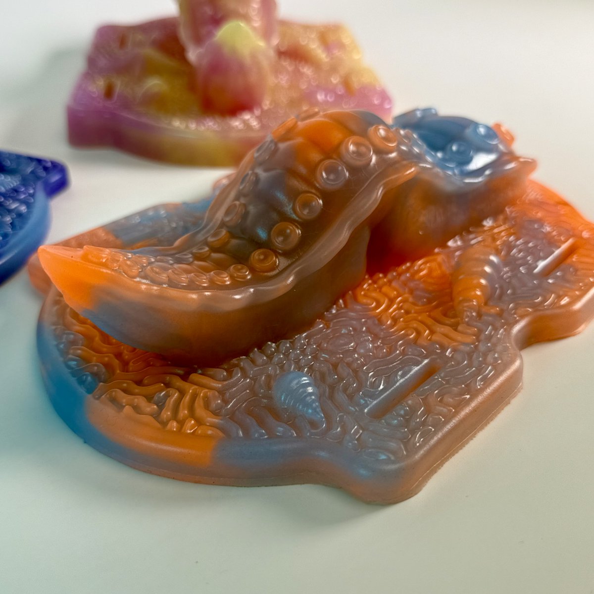 UncoverCreations tweet media