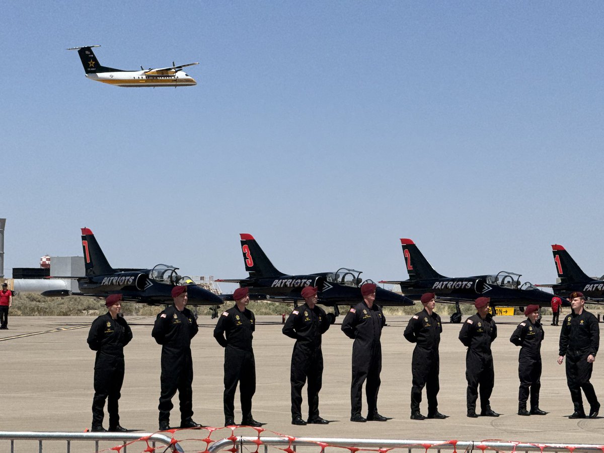 SmittyRC's tweet photo. @ArmyGK had fun @HollomanAFB https://t.co/KyQDqz2AeV