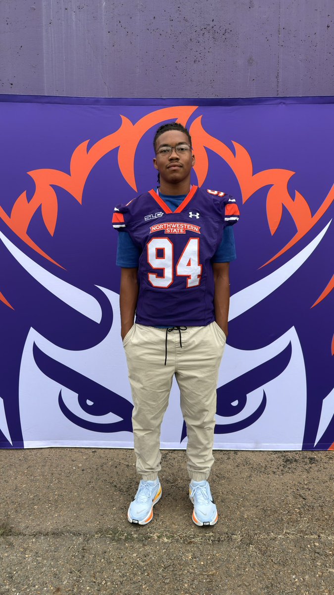 XVillamor2027's tweet photo. Great experience at Northwestern State @NSULA Junior Day! Thank you to @CoachJwill_ for being a great host and showing us the family atmosphere, and to @BlaineMcCorkle for sharing his vision for the program. #JrDay #NSUDemons https://t.co/IBQydydpLP