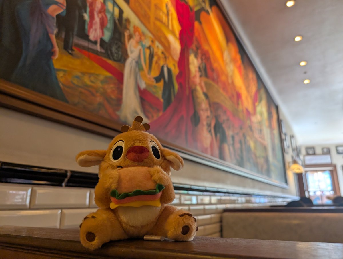 ルーベン🥪、ニューヨーク・デリが似合い過ぎる(๑╹ω╹๑ )