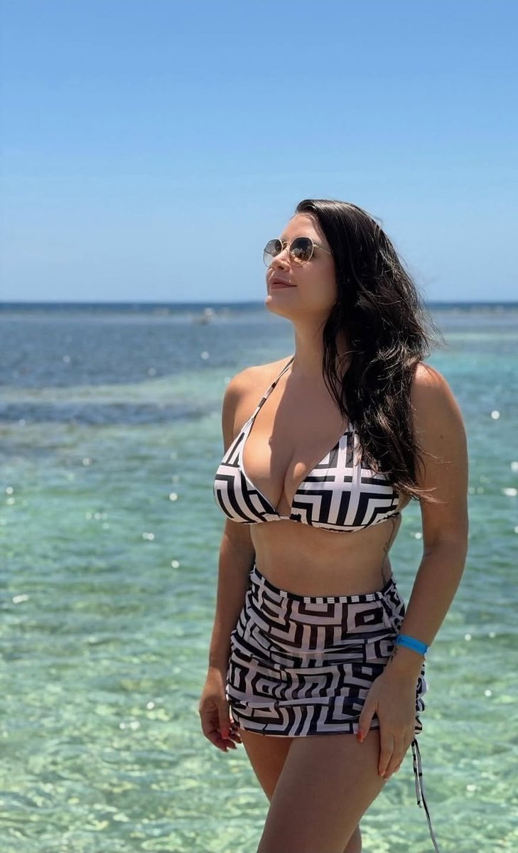 ObvioSalvadoreñas tweet media