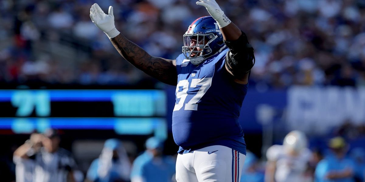 The Cleveland Browns are being linked to a puzzling trade for elite defensive tackle Dexter Lawrence.

📸 Brad Penner, Brad Penner-Imagn Images brownswire.usatoday.com/story/sports/n…