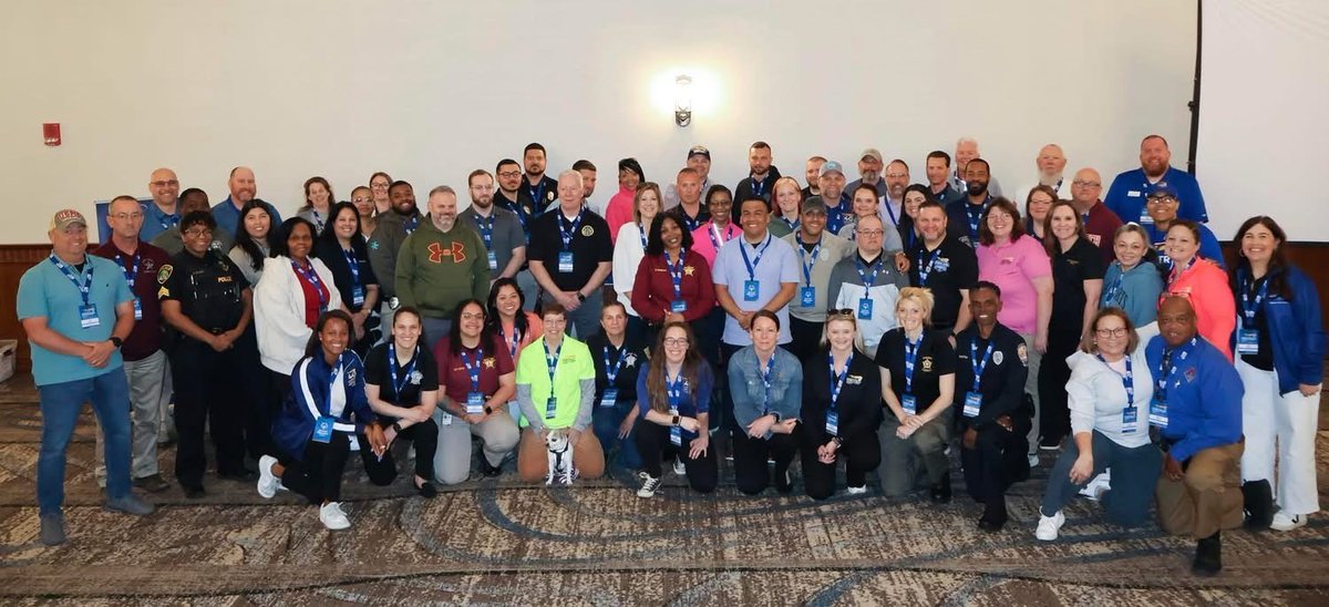 VBSO's tweet image. 🔥 It’s Torch Run time!

Shoutout to the incredible athletes who led the panel at the 2026 LETR for Special Olympics Virginia Conference. 👏

Proud of our VBSO team—Capt. L. Thompson, Capt. K. Johnson &amp;amp; Lt. L. Clark—for supporting this mission. 💙

#LETRforSO #InclusionMatters