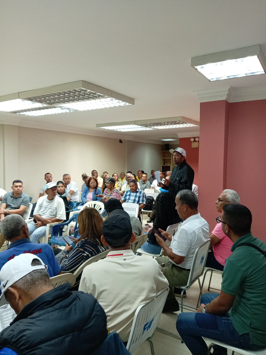 Desde <a href="/ADYaracuy1/">@ADYaracuy</a> en resistencia seguimos fortaleciendo nuestras estructuras y organizando el trabajo para seguir luchando por la democracia y la libertad de nuestra patria 🇻🇪🇻🇪