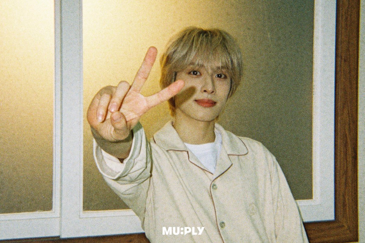 daily 🎸z tweet media