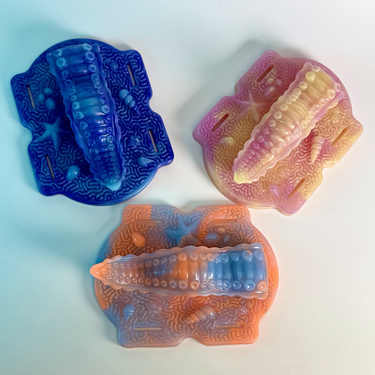 UncoverCreations tweet media