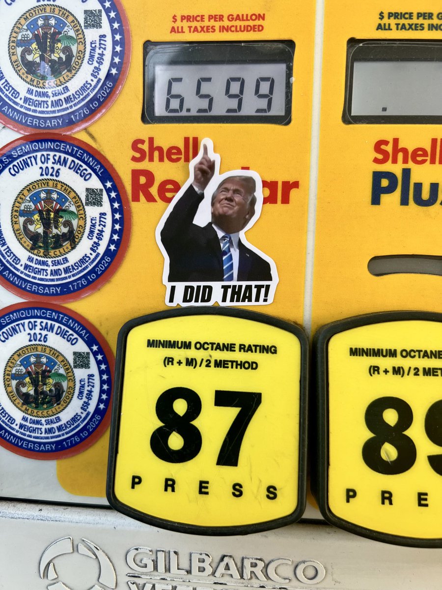 The gas pump in SD i’m filling up at right now 😹