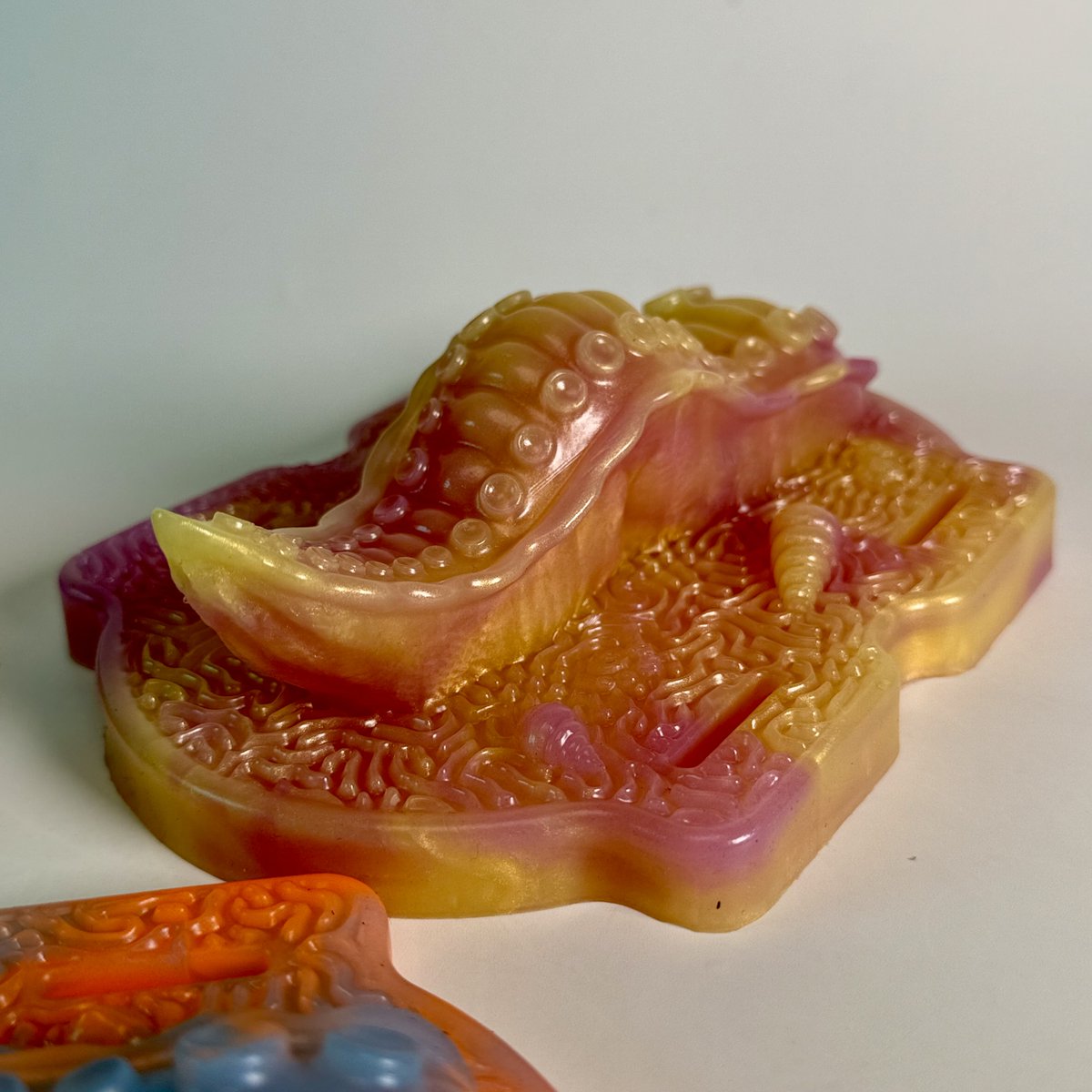 UncoverCreations tweet media