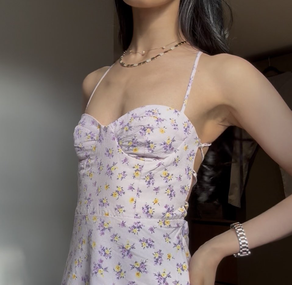 El_414_'s tweet image. This is what a true AA cup looks like 🍒

#edtwt #bc #bodycheck #anatwt #ana #ed