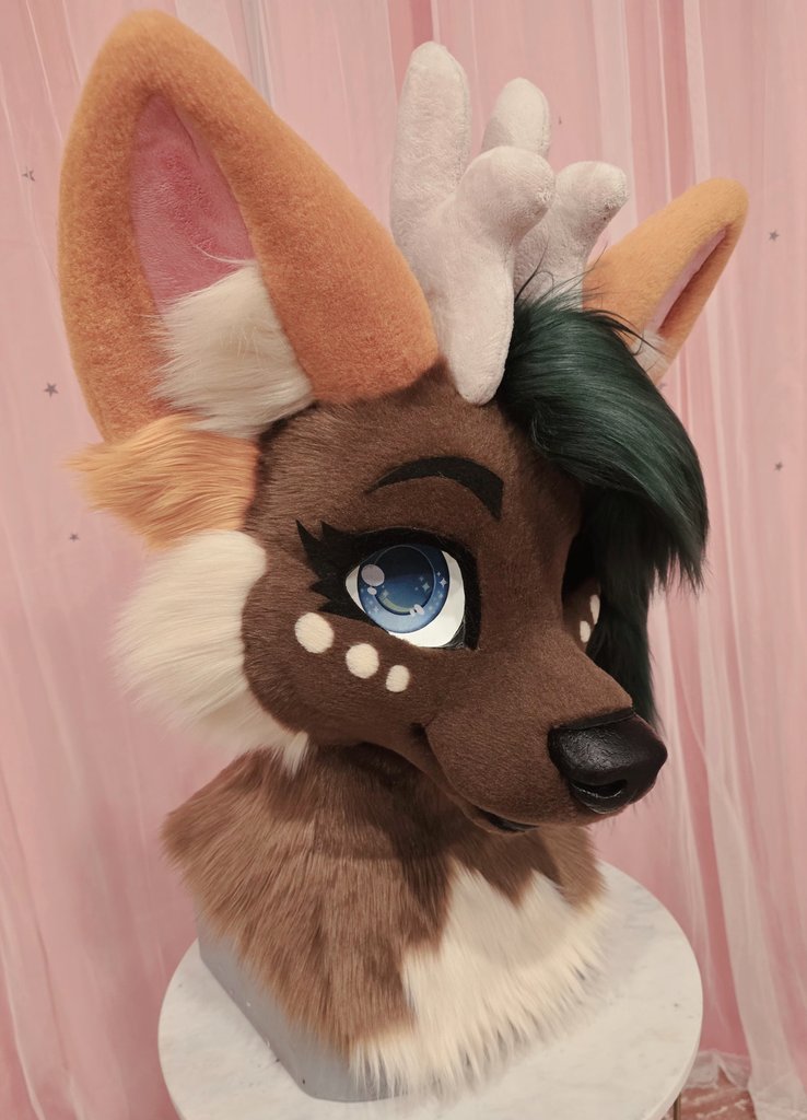 Glitzy Fox Studios GOH Furg 🎀 tweet media