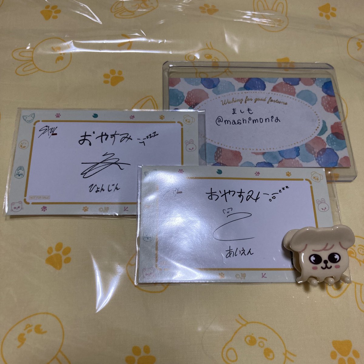mashimonia's tweet photo. @1【交換】straykids SKZOOパジャマ 特典 トレカ ボイス付メッセージカード フォトカード

譲→バンチャン🐺.ヒョンジン🥟🦙.アイエン🦊
求→2種どちらもスンミン🐶

大宮駅付近でのお手渡しか同日発送での郵送交換希望です
🦊は初期傷有(写真3枚目参照)
2種纏めてですと嬉しいです☺️ https://t.co/AI2nAGyYHX