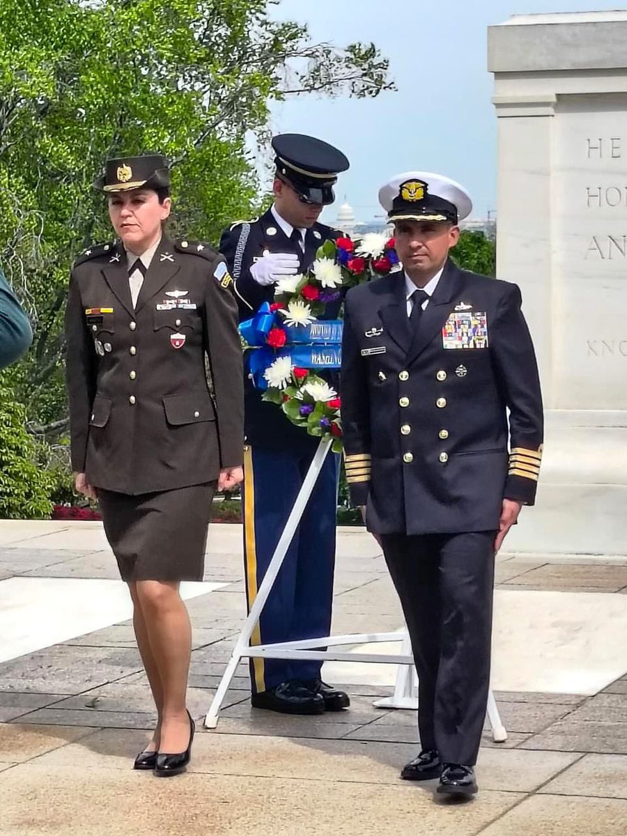 Armada de Colombia tweet media