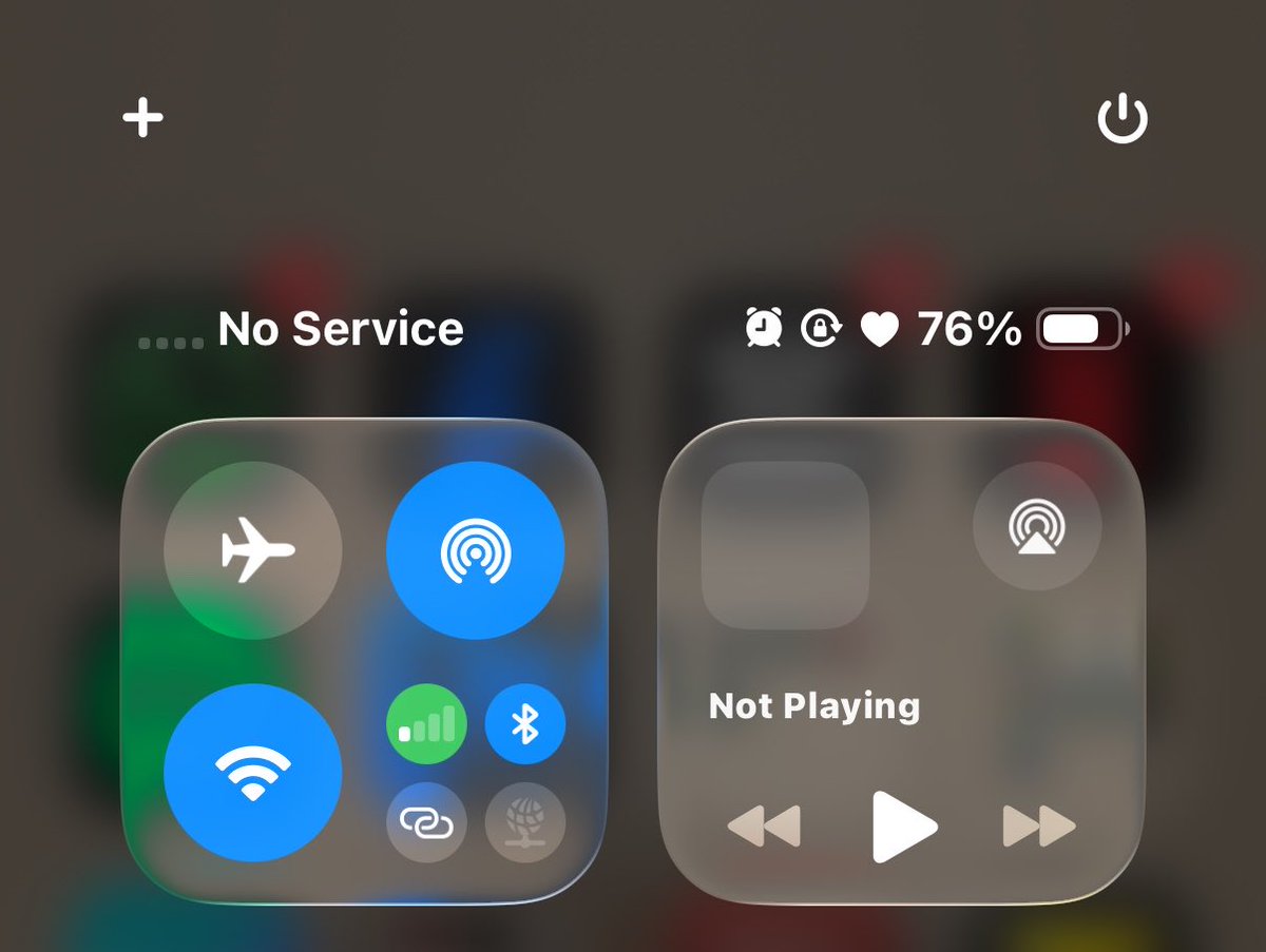 May1stBorn's tweet photo. @MrSkel3 It’s so frustrating, I won’t lie. Because I could be having full signal bars, then before I see the bar is down to 1 or no signal at all. @MTNGhana what’s happening? SMH https://t.co/8pBli23c45