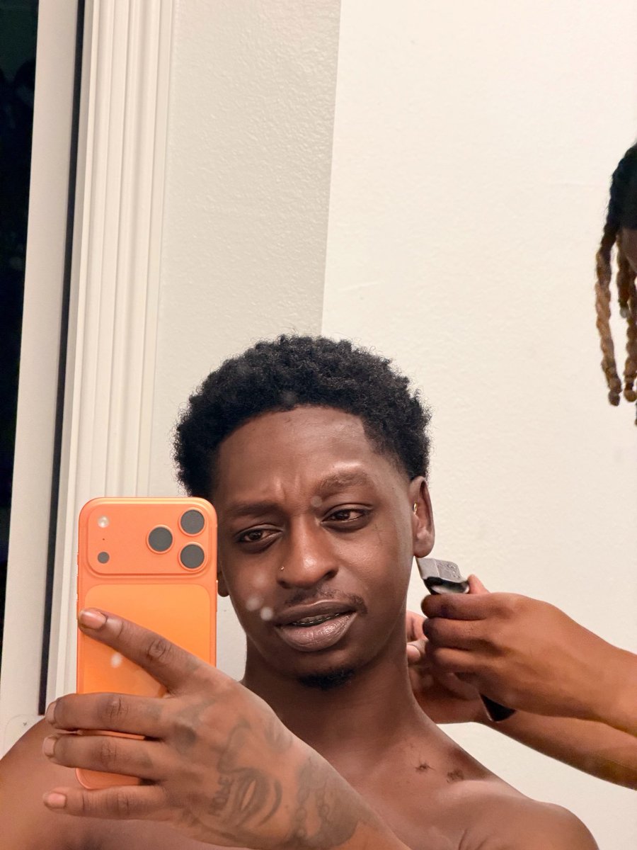 KEEYCHAINZ's tweet photo. 💈 https://t.co/CAUs5Wp16q