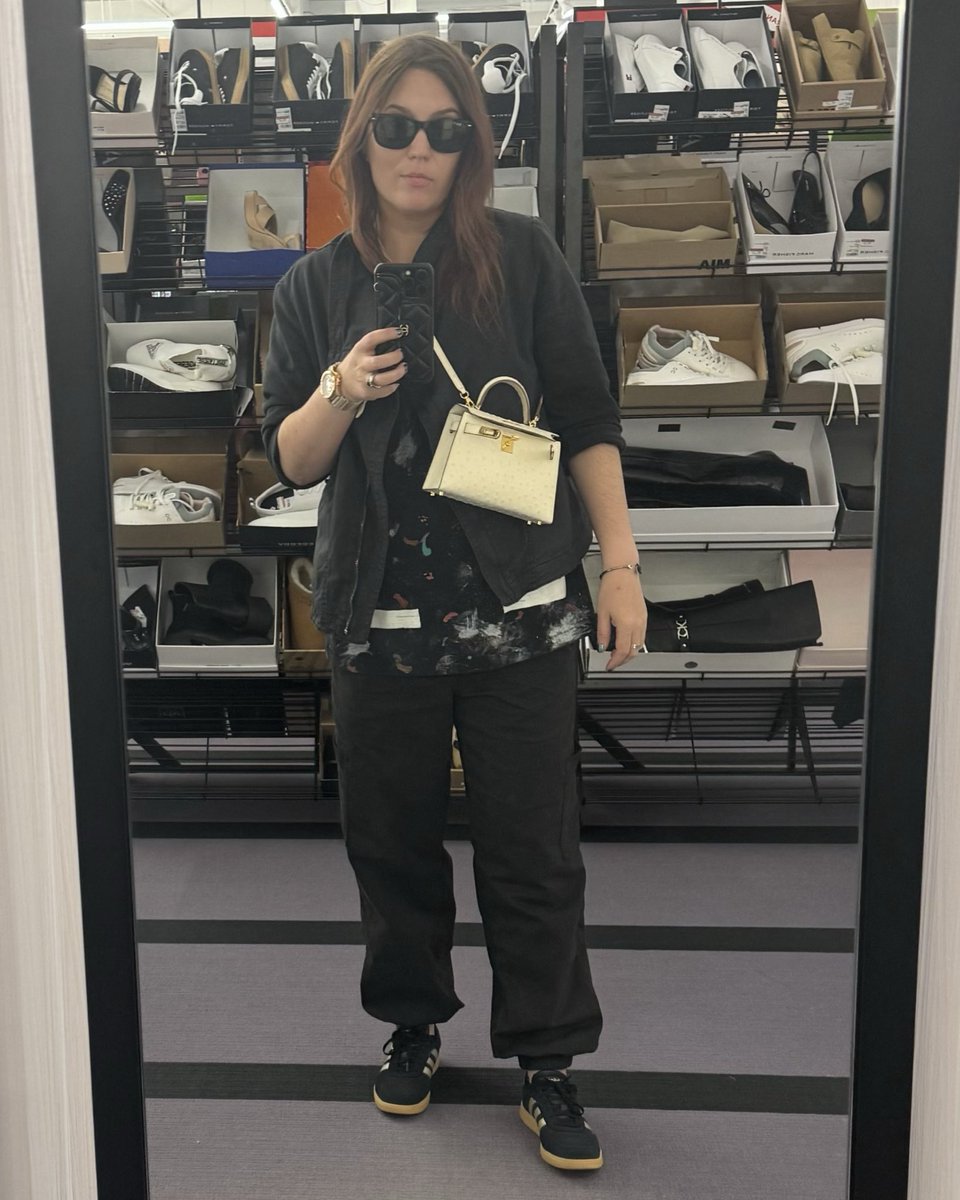 Karlyn Borysenko, anti-communist cult leader tweet media