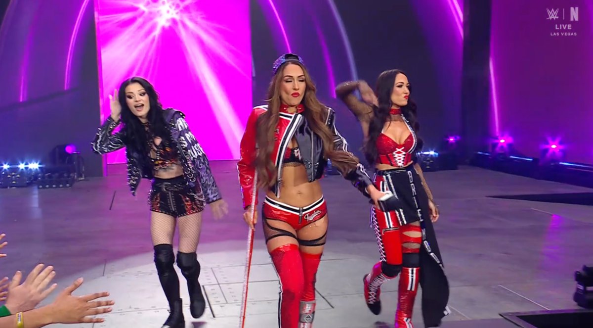 PAIGE HAS RETURNED TO WWE

OMG #WrestleMania