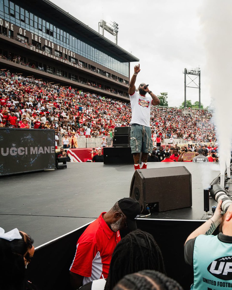 ًWave Checkers tweet media