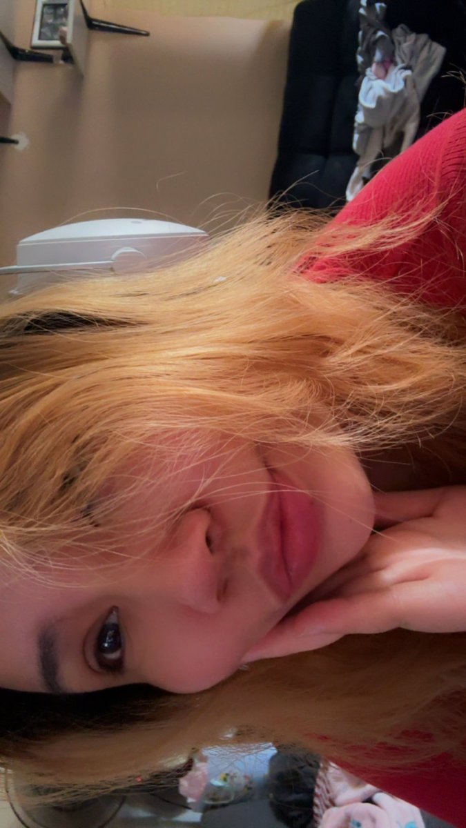 ₊˚⊹♡ tweet media