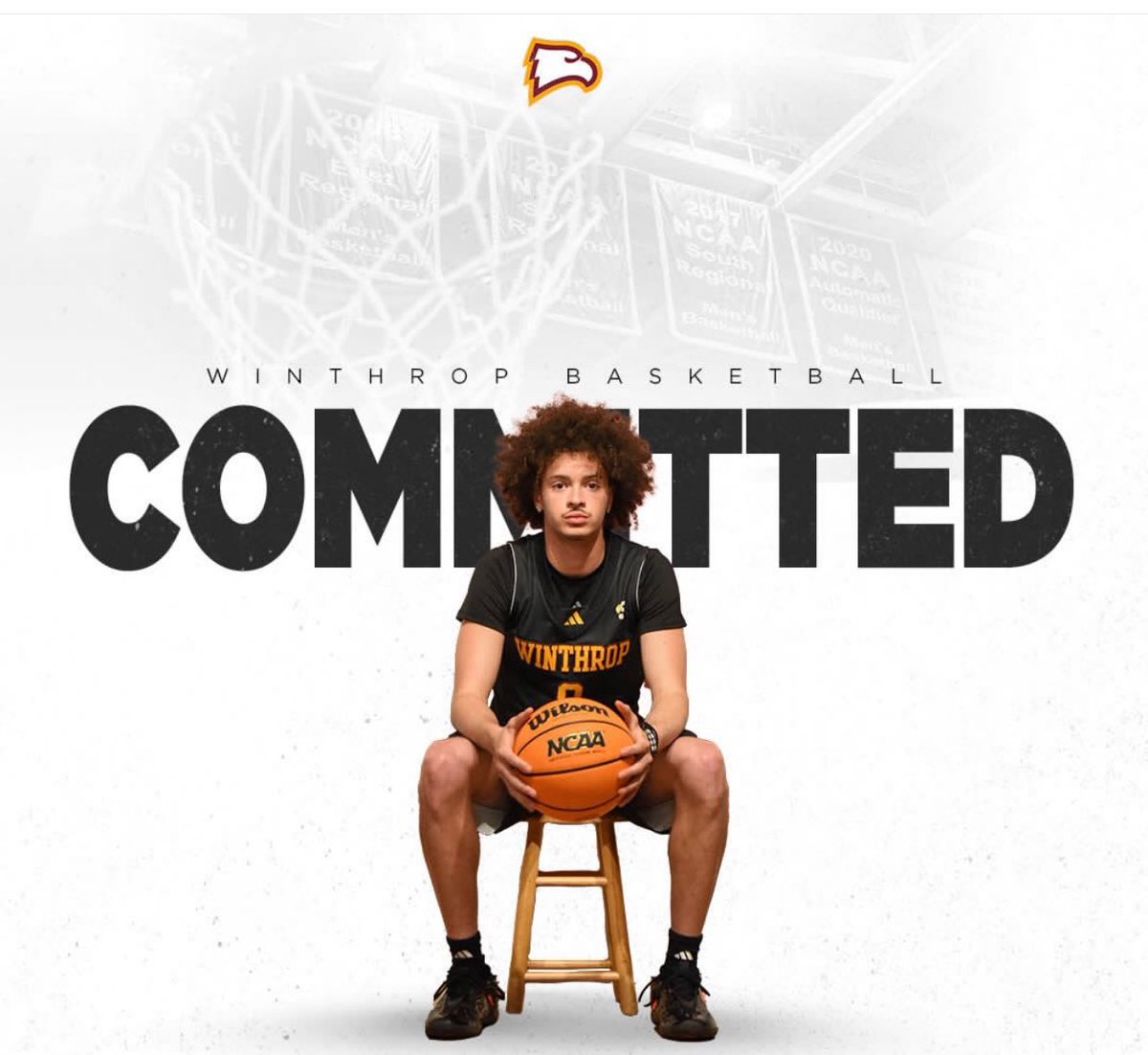 CoachMontgomer3's tweet photo. One of the best kids I ever coached!! I’m so proud of you Kyle and congratulations on signing with Winthrop University 💪🏾😤🙏🏾 RUN “EM” AC LA FAMILIA https://t.co/ETmZ3Yq7d6