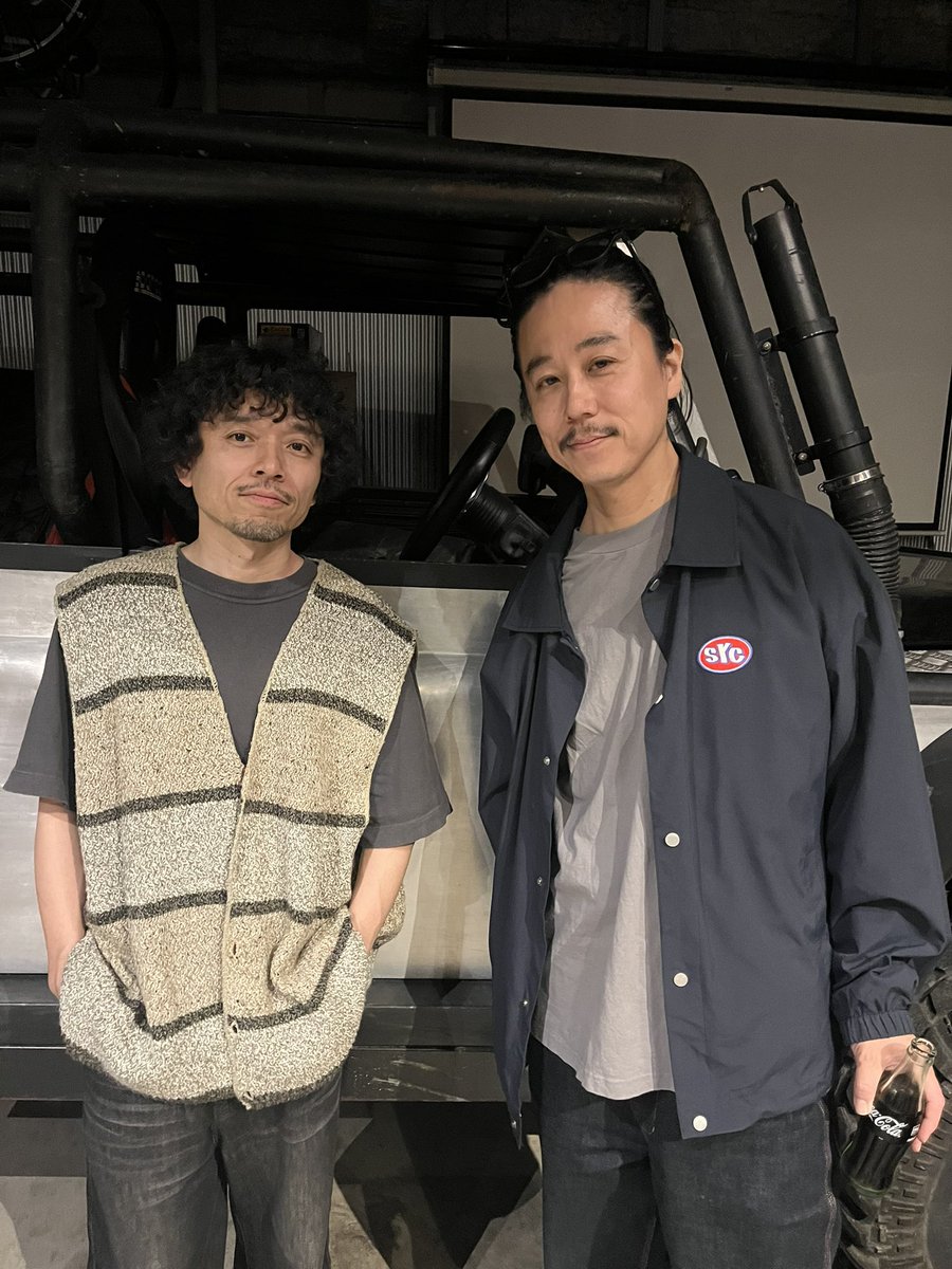 takemotokenichi's tweet image. ⋰
「竹本健一 LIVE TOUR 2026 “クラシック”」
4/18(土)大阪公演終了‼️
ご来場ありがとうございました🎉
@takuinsist さん、ありがとー🎸
⋱

次回は5/15(金)
東京公演でお会いしましょう✨
スペシャルバンドでお送りします🎤

▶️チケット購入はこちら
l-tike.com/takemotokenich…

#竹本健一
#STAFF