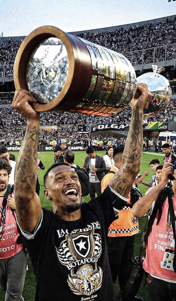 𝖗𝖆𝖋𝖆 𝖒𝖔𝖗𝖆𝖊𝖘 tweet media