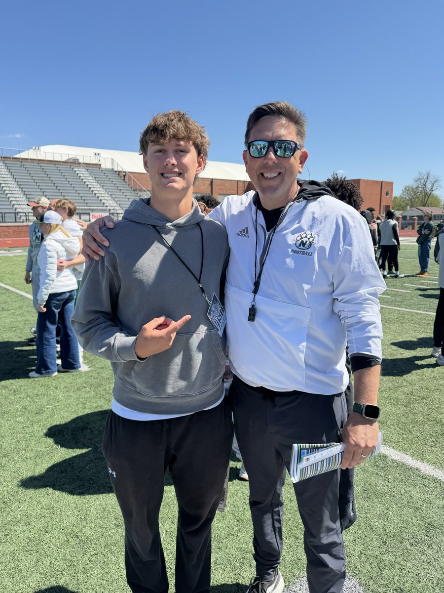 mereck_p's tweet photo. Had a great time at @NWBearcat_FB today!! Huge thanks to @Dawavykoach and @CoachMcMenamin for inviting me out for the visit. Cant wait to come back! 

@Ozarkfb_recruit @OzarkTigersFB @Southwest7v7 @JPRockMO @The_onlyAjReed @PrepRedzoneMO @COCsportsreport https://t.co/ZsDSmUjzbI