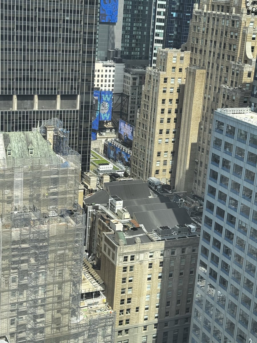 MarikoSanoUSA's tweet image. 某有名ホテル39階に
タダで宿泊させて頂く

#NYC
#Honors
#なのに13時checkout
#Marriottに負けてる