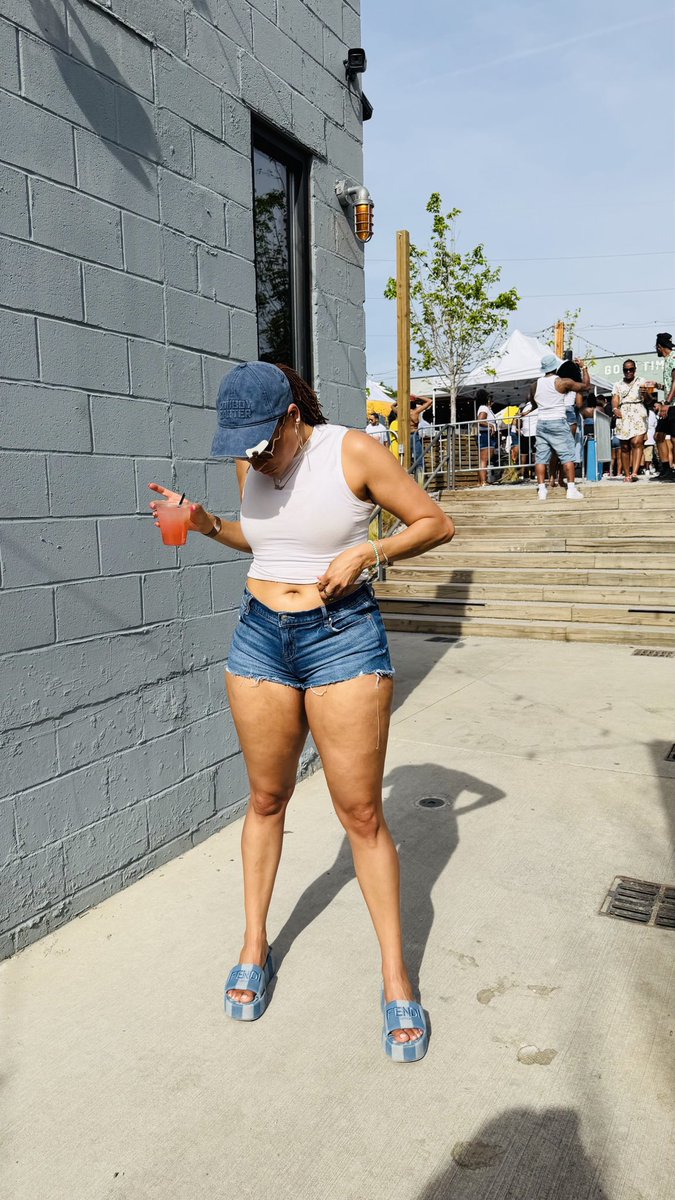 DrBritWilliams's tweet image. This #MillennialsOnly day party has been 10/10! #ATL