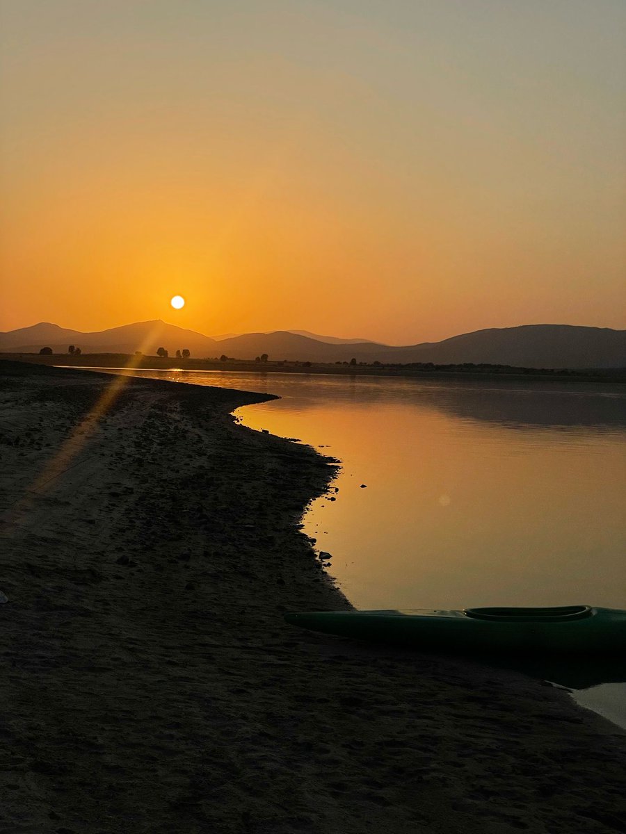 YomismAsR's tweet photo. Atardeceres 

#acum https://t.co/lZMlIwtAuQ