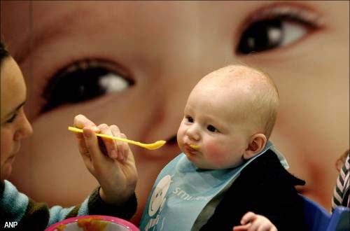 wereldnieuwsonl's tweet image. Oostenrijk waarschuwt voor rattengif in babyvoeding

transport-online.nl/124442/oostenr… #afpersing #AGES #babyvoeding #bloeduitstortingen #HiPP #Oostenrijk #rattengif