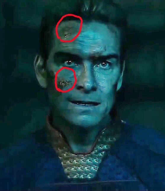 jlinzombie's tweet image. Nessa cena parece que o Homelander foi infectado pelo vírus, mesmo sendo provável que ele tome o V1 antes da exposição. Só que o V1 pode não dar imortalidade a quem já é super.... e isso resultaria numa morte lenta e dolorosa.
Alguma teoria?