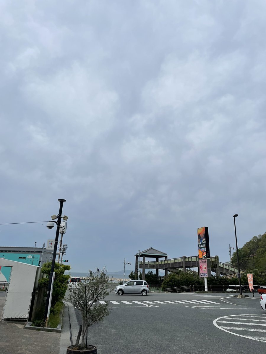 カブコ tweet media