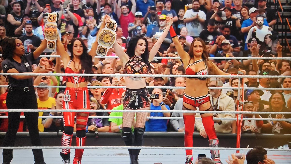 Nicole 🌻🍉 tweet media