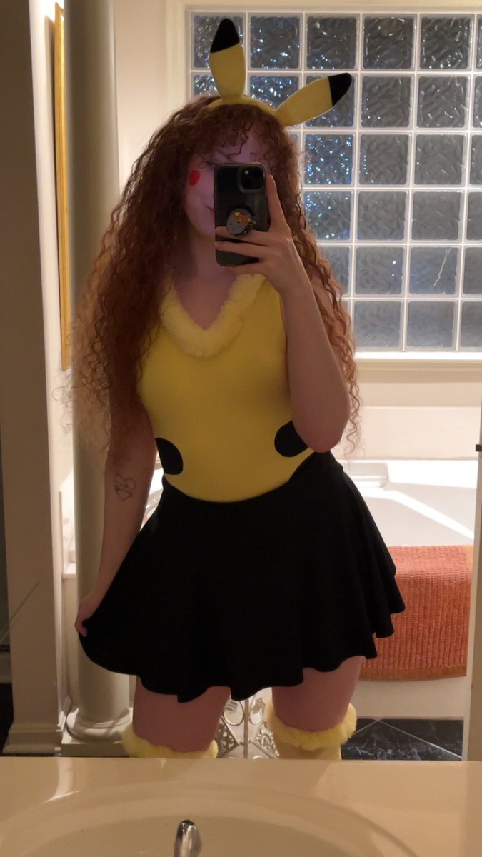 Nagi ☾ tweet media