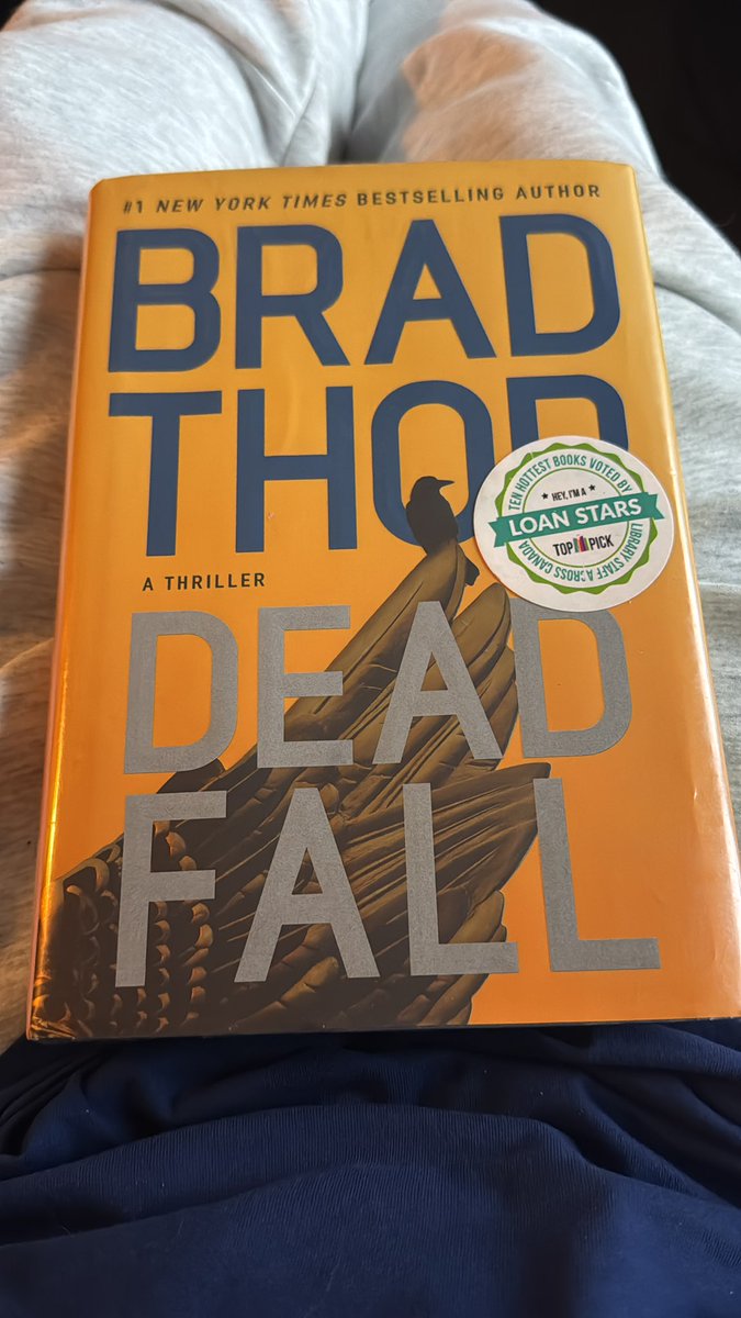 DanMac2014's tweet image. Latest read… #BradThor #DeadFall - anyone else reading anything interesting out there? #Novels #WeekendReading
