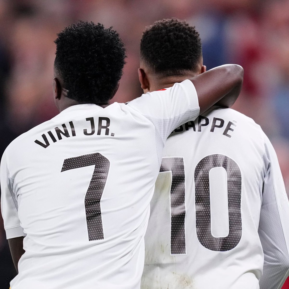 Insider Real tweet media