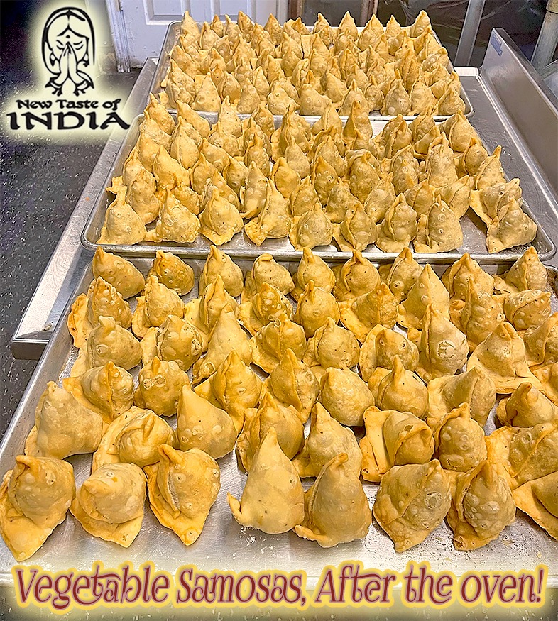 TasteofIndiaLaX's tweet image. ... These delightful #appetizers feature 2 perfectly fried #pastry shells filled with a harmonious blend of mildly #spiced #potatoes &amp;amp; #peas.
🤩 Experience the essence of #authentic #IndianCuisine, made #fresh just for you. We're eager to share this culinary journey with you! 🥰