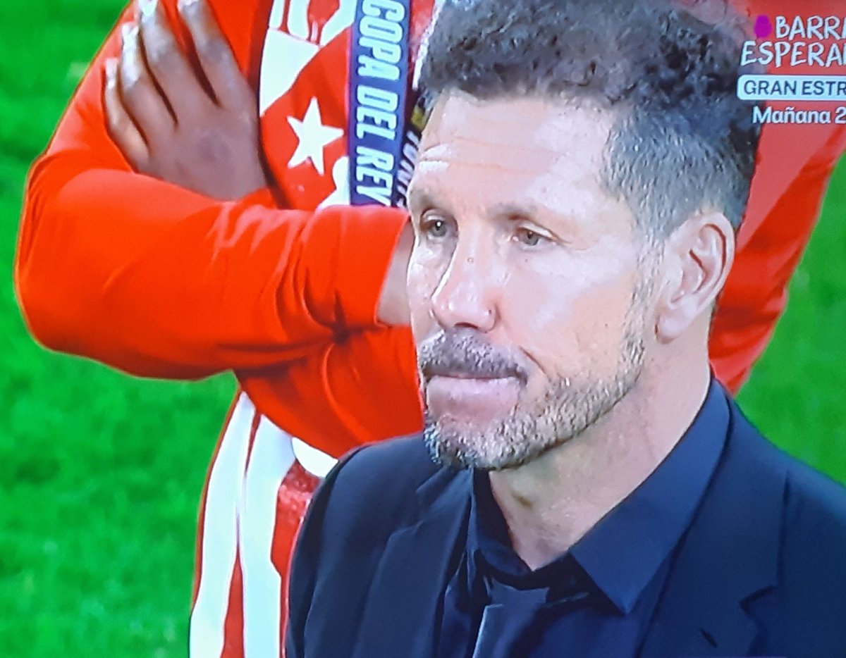 Honor al Cholo Simeone, que ha dirigido y perdido 11 finales como entrenador del Atleti, pero antes de que llegase el Club era como Sodoma y Gomorra, así que mis respetos y admiración.