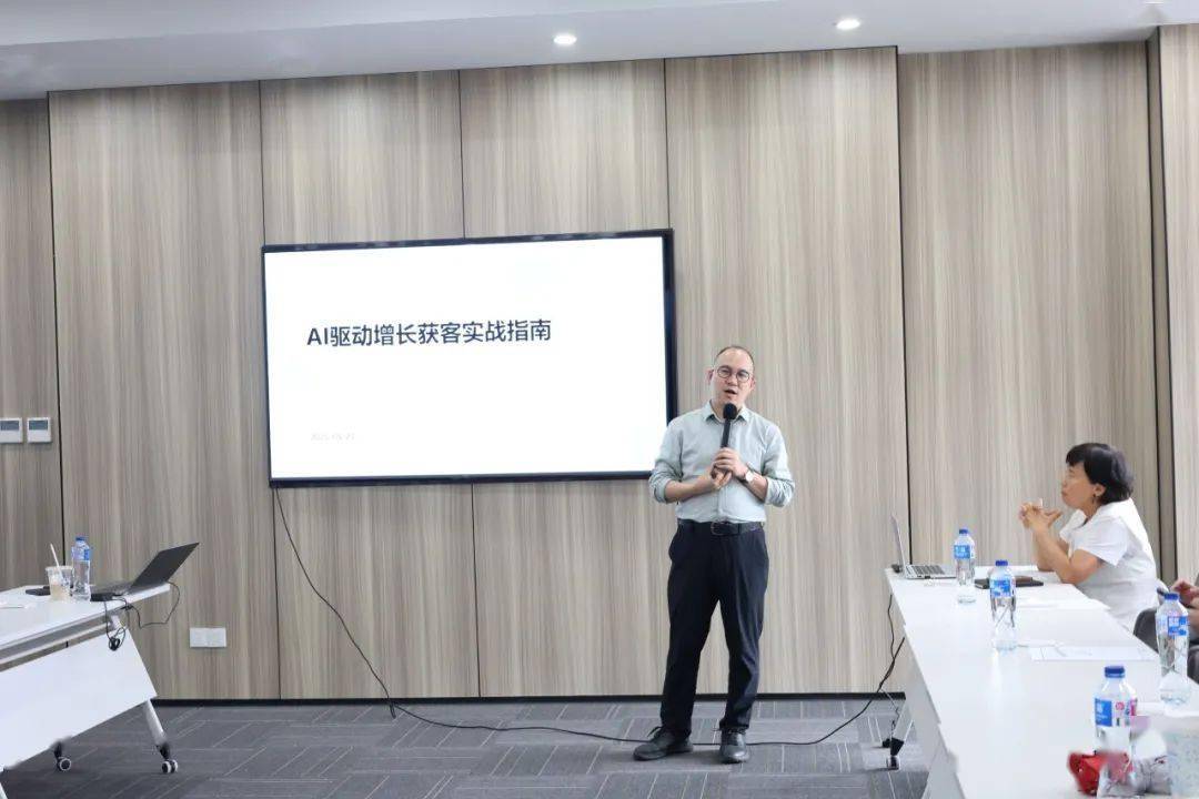 Aandh1426's tweet image. Just wrapped up an inspiring #AIforBusiness training! Learned to turn data into growth strategies + networked with amazing professionals. Grateful for the insights—ready to apply these skills!  #LifelongLearning #ProfessionalDevelopment