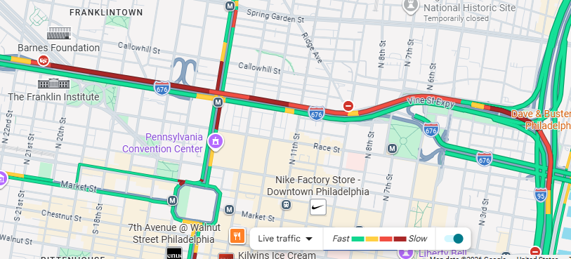 PhillyTrafficWX's tweet image. UPDATE: I-676 Westbound Is now down to just 1 lane at the Ben Franklin Parkway. EXPECT MAJOR DELAYS. #Traffic #Philly
