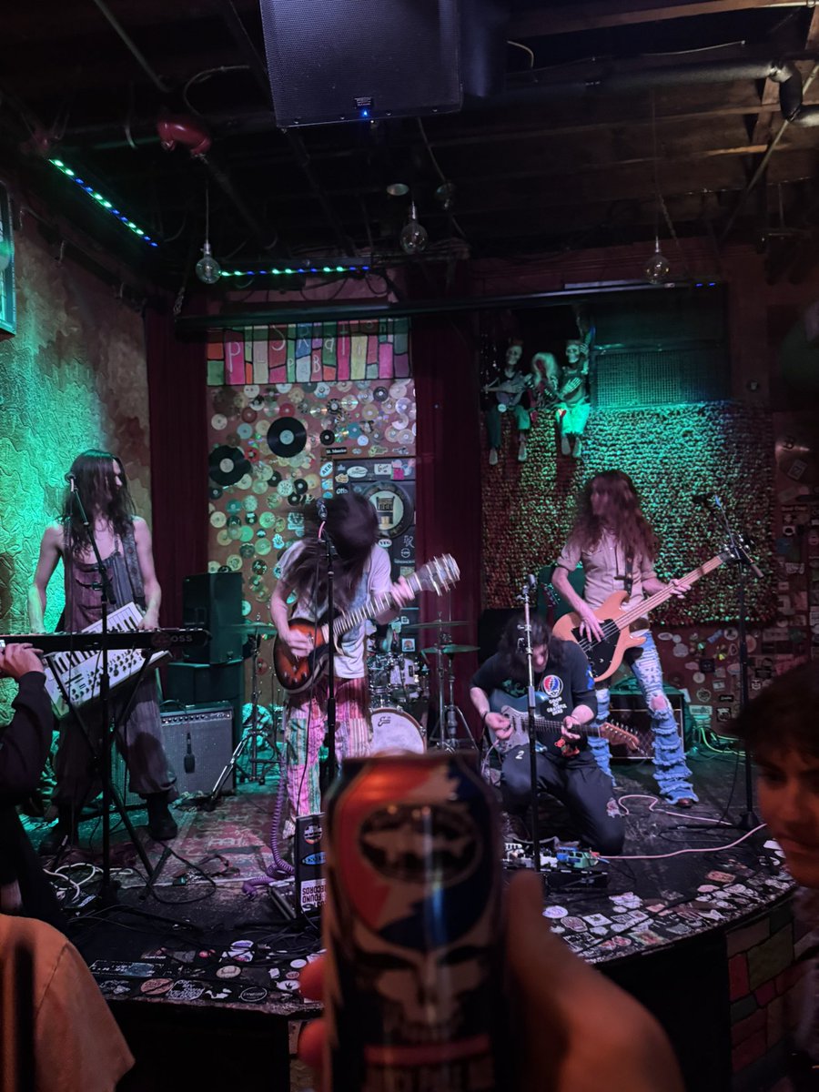 ReeferBobby's tweet image. Congress the Band #yesimadouchebag #congress