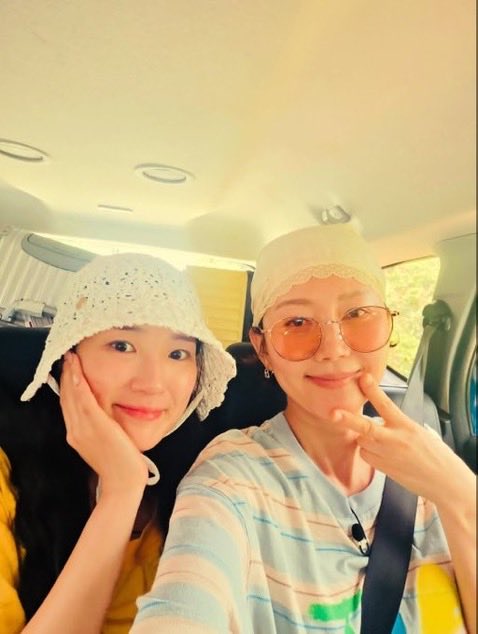 shyshy_za's tweet image. Aigooo aigoooo neomu kiyowo 🫶🏻✨

#KimHyeYoon #김혜윤 💛