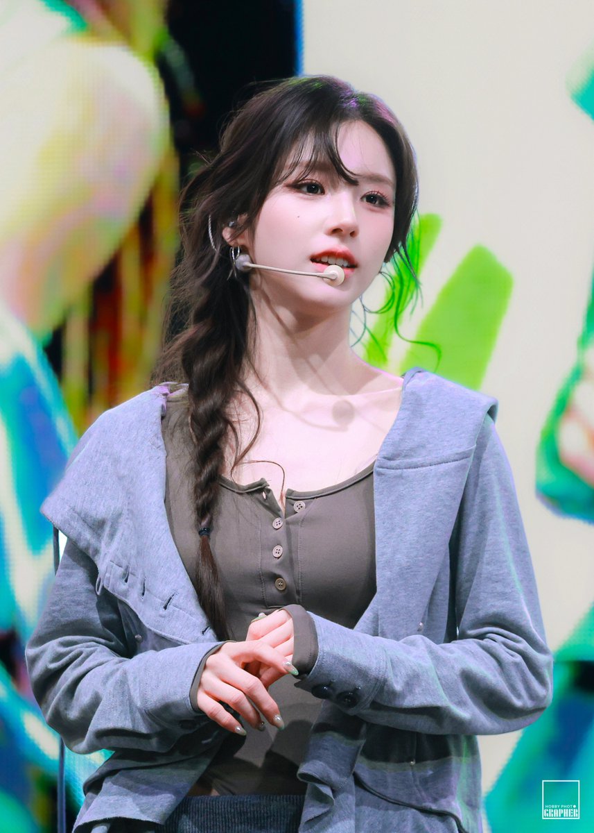 hobbygrapher's tweet photo. 260405 동대문구 봄꽃축제
#희진 #HeeJin #아르테미스 #ARTMS https://t.co/rtM1EpQyUD